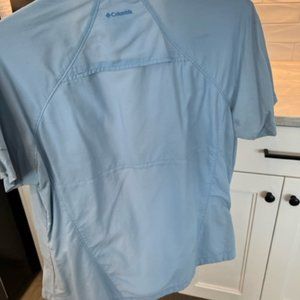 Boys Short Sleeve Light Blue Size (L) Columbia Titanium Sun Shirt